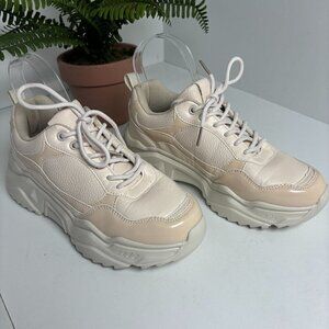 Berness Denali Chunky Sneakers Size 7 Like New Condition